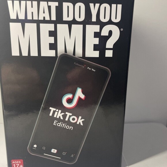 What Do You Meme? Party Card Game Tik Tok Edition TTG418 - Picture 3 of 9